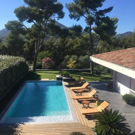 Chambre Luxe Dans Villa De Standing Avec Piscine, Acces Discret Et Independant, Terrasse Arboree Et Parking Prive La Valette-du-Var Exterior photo